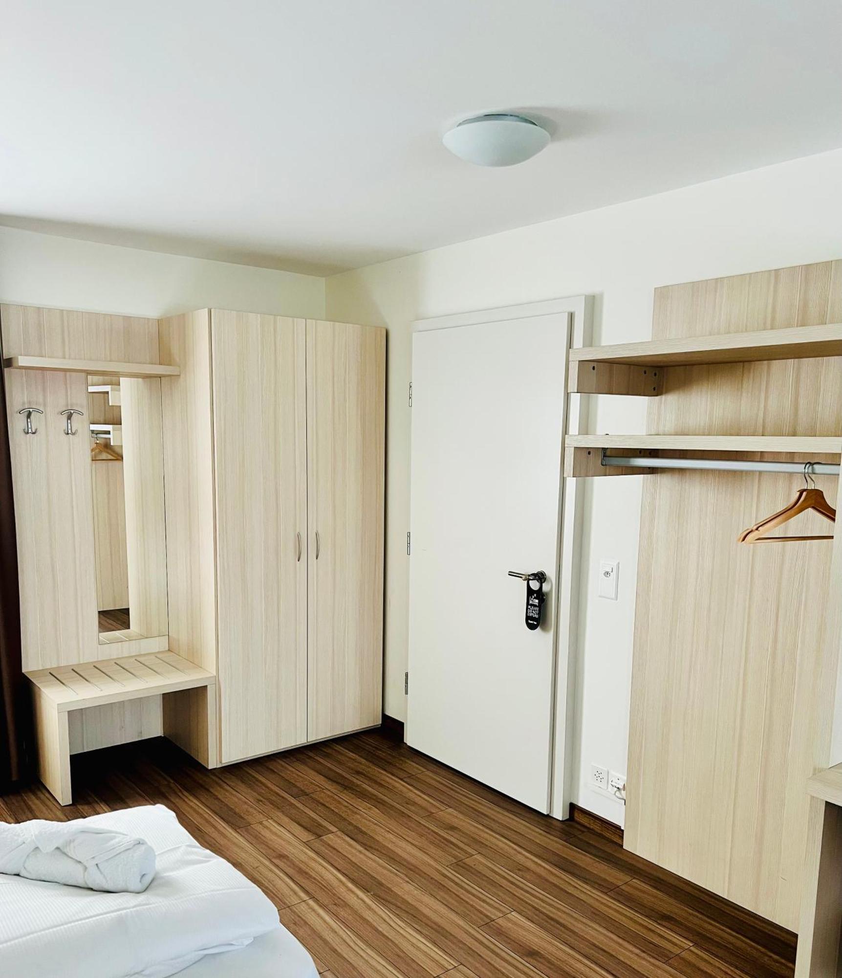 De La Sauge Hotel 3*